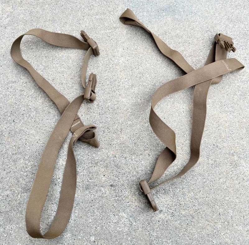 画像1: 米海兵隊実物 FILBE メインパック USMC フィルブリュックサック用下部圧縮ストラップ 2個セット (1)