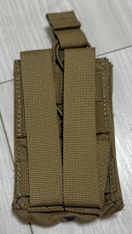 画像2: 米海兵隊放出品 実物 T3 Gear オープントップ シングル M4/M16 マガジン ポーチ (2)