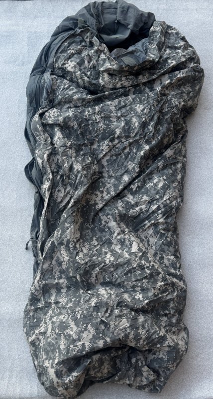 画像3: 米軍実物 モジュラースリーピングバッグ 　３点セット　ACU (3)