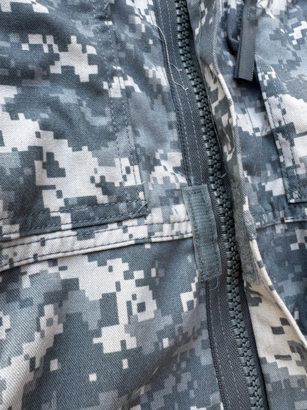 画像10: 米軍実物 ACU カバーオール　X-LARGE  (10)