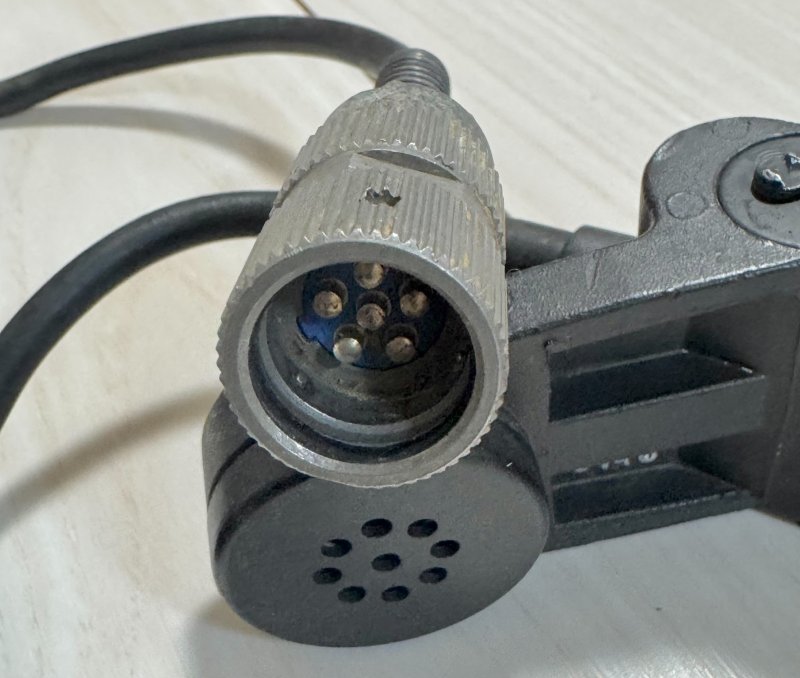 画像9: 米軍実物 SM-D-627694-NM H-250 / U HANDSET. NO METAL (9)