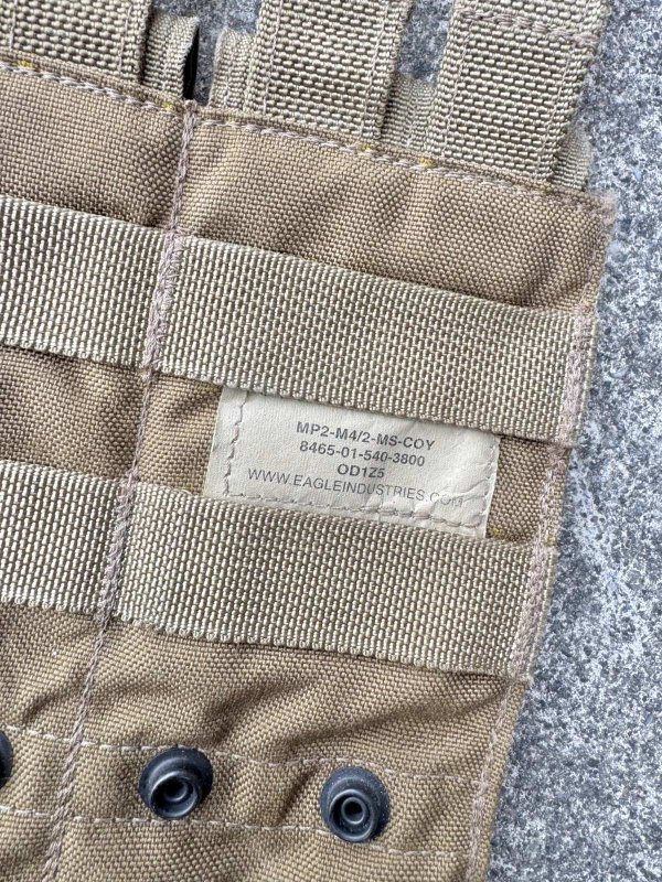 画像5: 海兵隊実物　EAGLE ダブル マガジンポーチ　(1) (5)