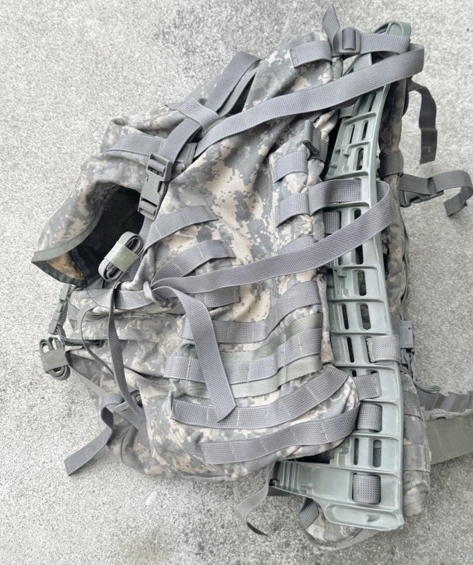 画像4: 米軍実物　US ARMY　ACU　ラックサック　LARGE (4)