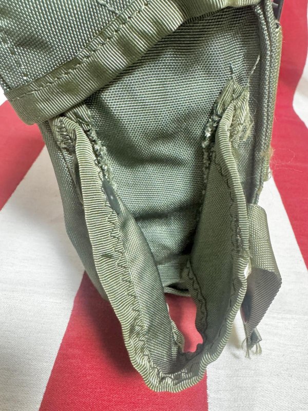 画像9: 米軍実物 M16 30連 マガジンポーチ (9)