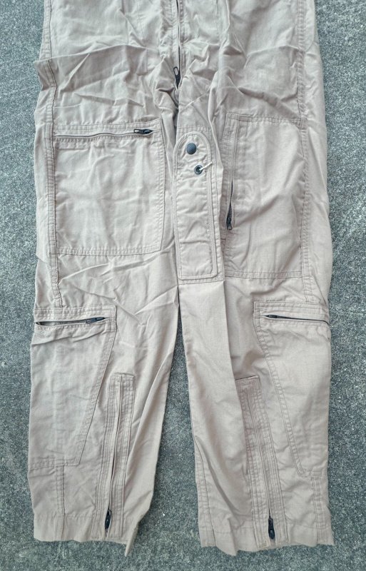 画像7: 米軍実物 CWU27/P　フライトスーツ　タン　38R (7)