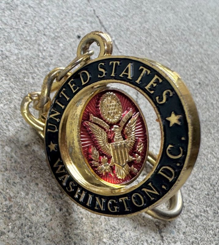 画像4: 米軍放出品 US ワシントンDC キーホルダー (4)