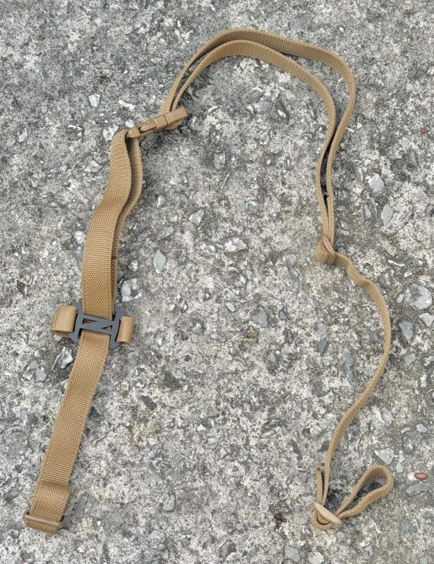 画像1: 海兵隊実物 SMALL ARMS M27 ライフル  スリング  (1)