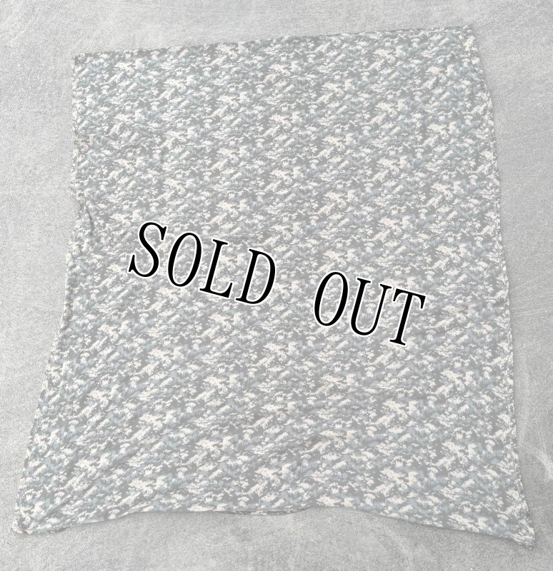 画像2: 米軍放出品 ACU ブランケット / マルチカバー (2)