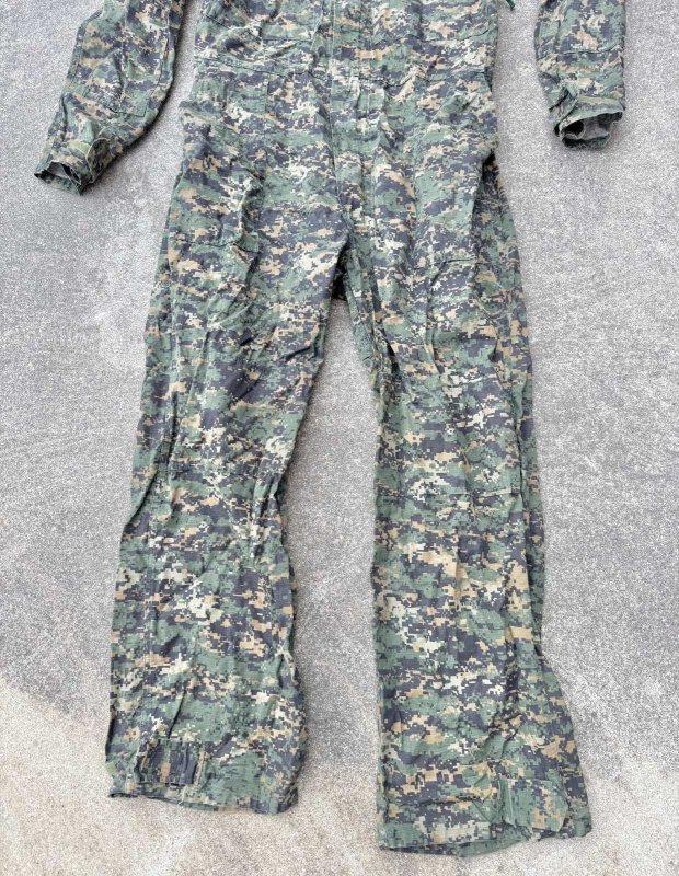 画像5: 米軍実物 New Chef ウッドランド ピクセル  　カバーオール　LARGE (5)