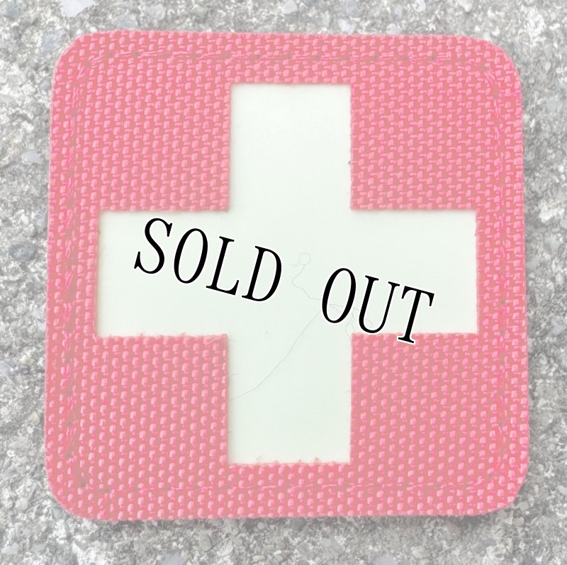 画像1: 米軍放出品  ファーストエイド メディカル ワッペン (1)