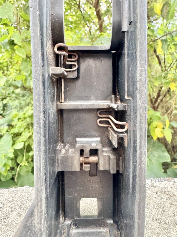 画像8: 米軍海兵隊実物 M249  ハンドガード (8)