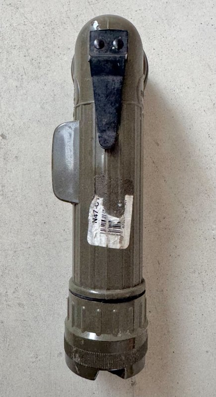 画像3: 米軍実物 FULTON MX-991/U L型 LED フラッシュライト OD  (3)