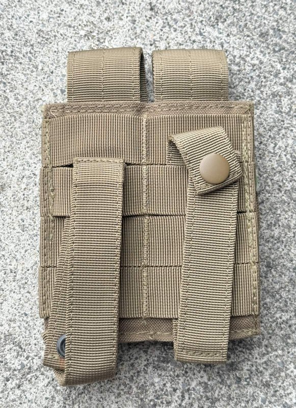 画像2: 米軍放出品 CONDOR ポーチ 9mm ダブル マガジンコヨーテ (2)