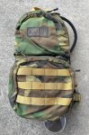 画像2: 米軍実物 CAMELBAK MAXIMUM GEAR MULE 100oz 3L ハイドレーションバックパック USMC (2)