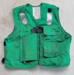 画像2: 米軍実物 LIFE RESERVER VEST グリーン　LARGE (2)