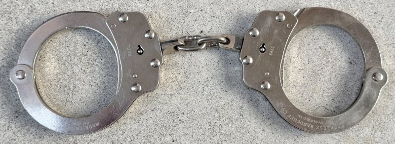 画像6: 米軍実物  Peerless Handcuff Company（ピアレス・ハンドカフ・カンパニー） ハンドカフ Model 700B (6)