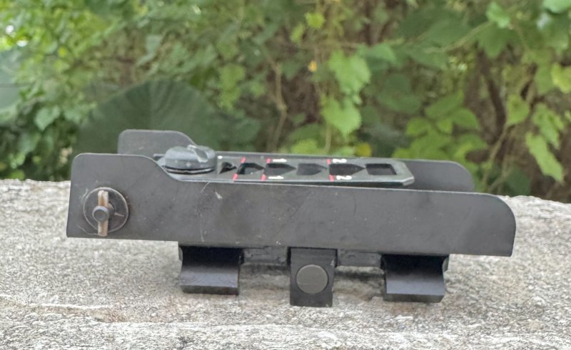 画像6: 米軍実物 M203 グレネードランチャー M4A1 M16A4 20mm RAS用  QD フリップアップ リーフサイト (6)