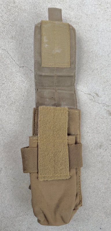 画像4: 米海兵隊放出品 FIRE FORCE社 M16/M4 マガジンポーチ (4)