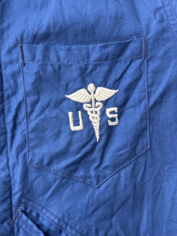 画像5: 米軍実物 U.S.MEDICAL 50's CONVALESCE NT ショートスリーブ メディカル シャツ  (5)