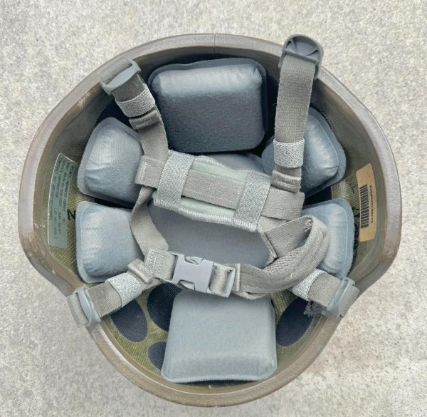 米軍実物 実使用品 ACH USED ヘルメット 米軍実物 ACH 米陸軍バリスティックヘルメット MEDIUM ヘルメット