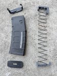 画像1: 米軍実物 Magpul PMAG 30 AR-15/M4/M16 GEN M3 5.56 マガジン (1)
