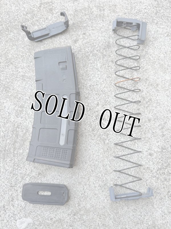 画像1: 米軍実物 Magpul PMAG 30 AR-15/M4/M16 GEN M3 5.56 マガジン (1)