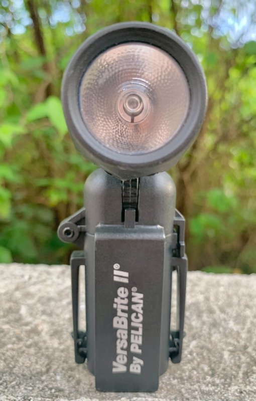 画像2: 米軍放出品 PELICAN ペリカン    VersaBrite II フラッシュライト     (2)