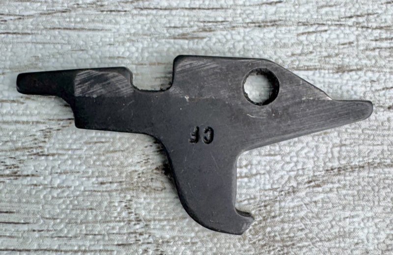 画像1: 米軍実物 Mil-Spec コルト Colt AR-15 M16/M4 フルオート ディスコネクター (1)