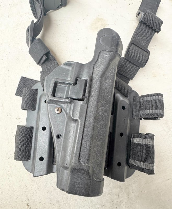 画像2: 米軍実物 BLACKHAWK LEG  HOLSTER　U.S.M.C 官給品　ホルスター (2)