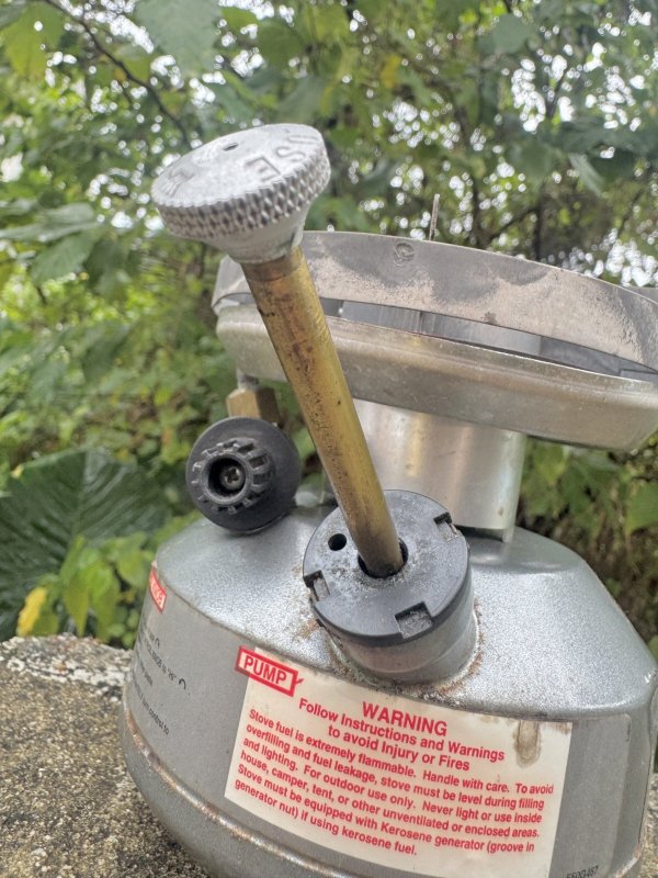 画像9: 米軍実物 Coleman コールマン PEAK1 Multi Fuel Stove MODEL 550 (9)