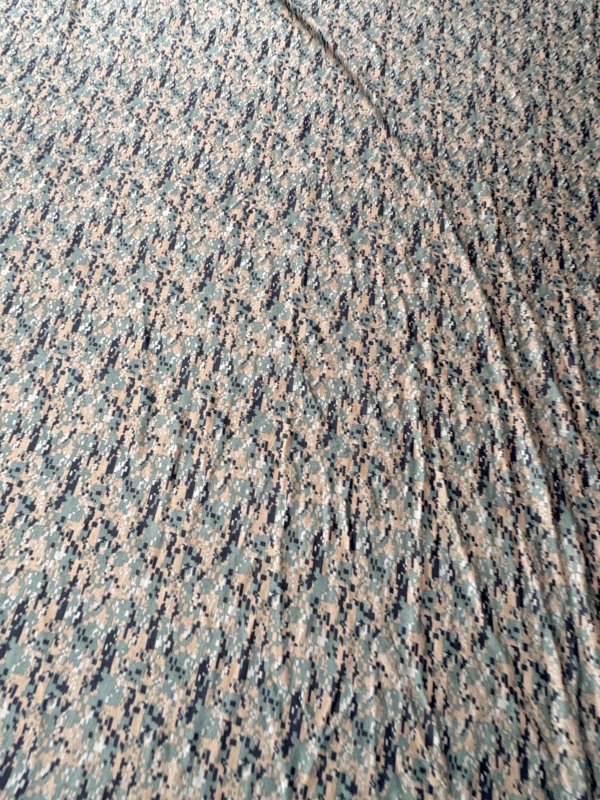 画像2: 米軍放出品 ウッドランド ピクセル マーパット ブランケット  マルチカバー (2)