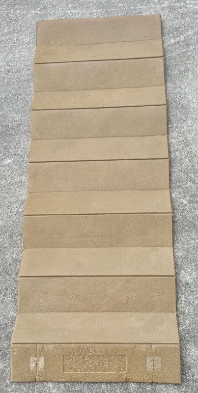 画像2: 海兵隊実物 THERMAREST スリーピングマット コヨーテ (2)