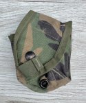画像1: 米軍実物 グレネード ポーチ MOLLE II  ウッドランド (1)