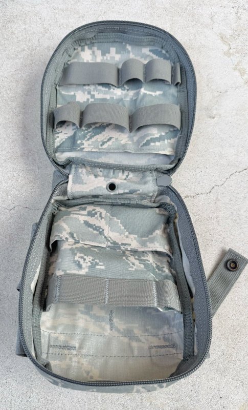 画像9: 米軍放出品 メディカル トラウマキット/ポーチ ABU  (9)