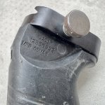 画像7: 米軍実物 M249 SAW フォアグリップ　 (7)