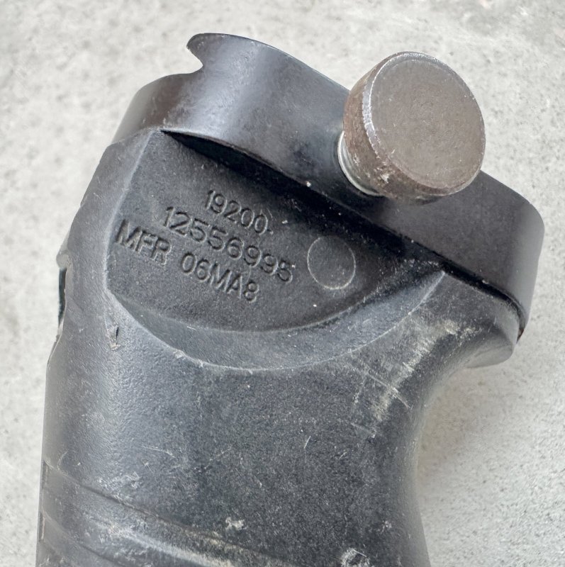 画像7: 米軍実物 M249 SAW フォアグリップ　 (7)