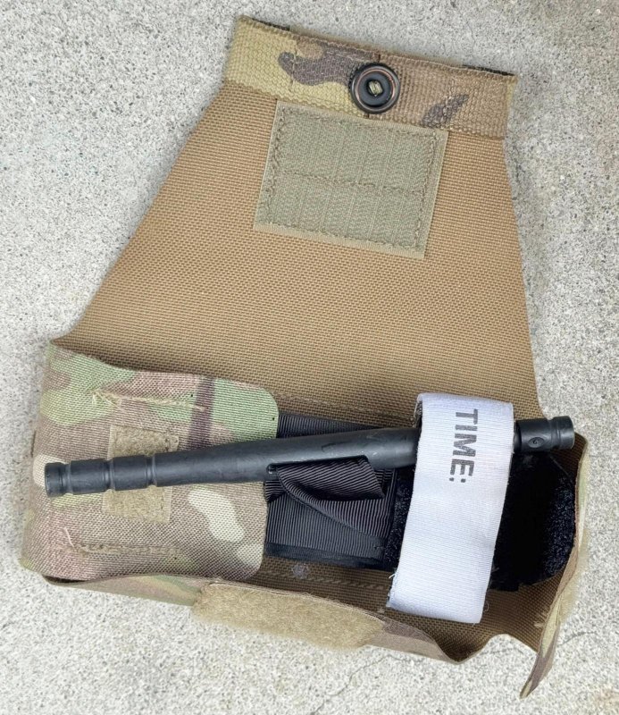 画像1: 米軍実物 SENTRYタクティカル ターニケットキャリアー　C-A-T  止血帯 セット マルチカム (1)