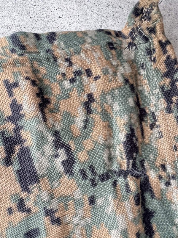 画像4: 米軍放出品 ウッドランド ピクセル マーパット ブランケット  マルチカバー (4)