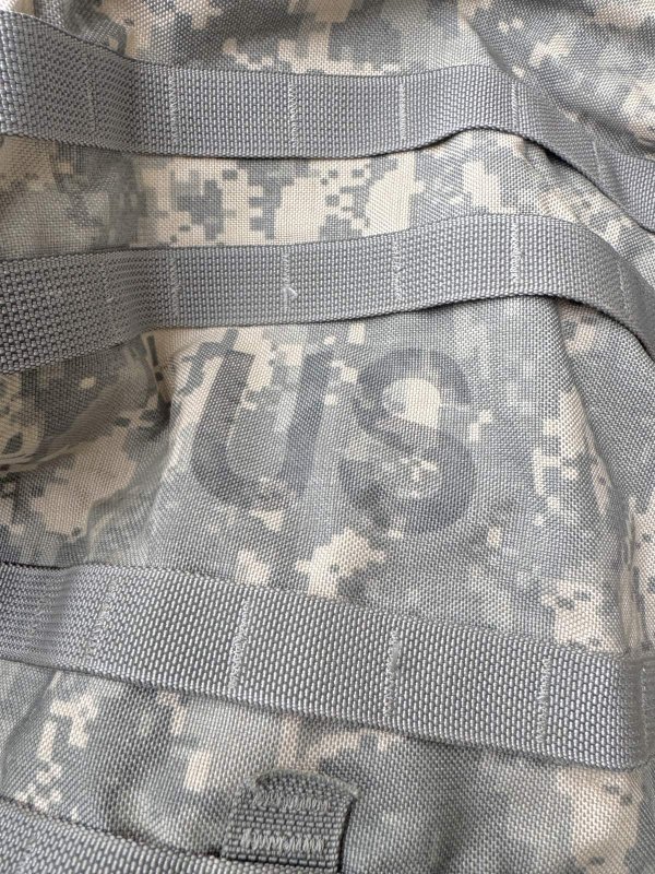 画像9: 米軍実物　US ARMY　ACU　ラックサック　LARGE (9)