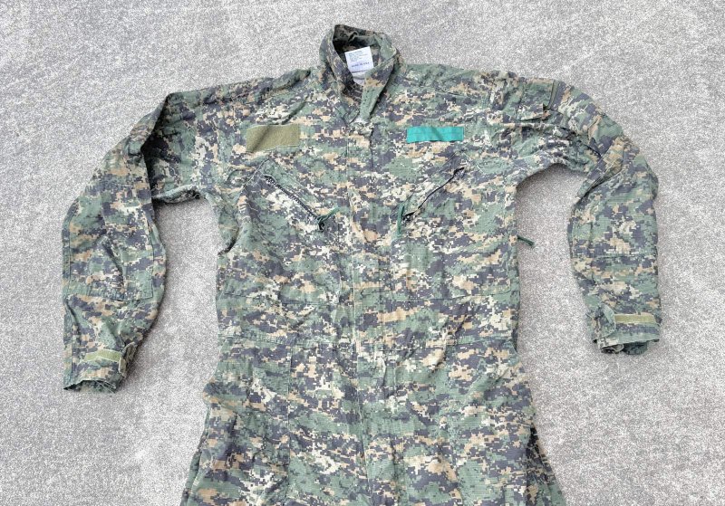 画像3: 米軍実物 New Chef ウッドランド ピクセル  　カバーオール　LARGE (3)