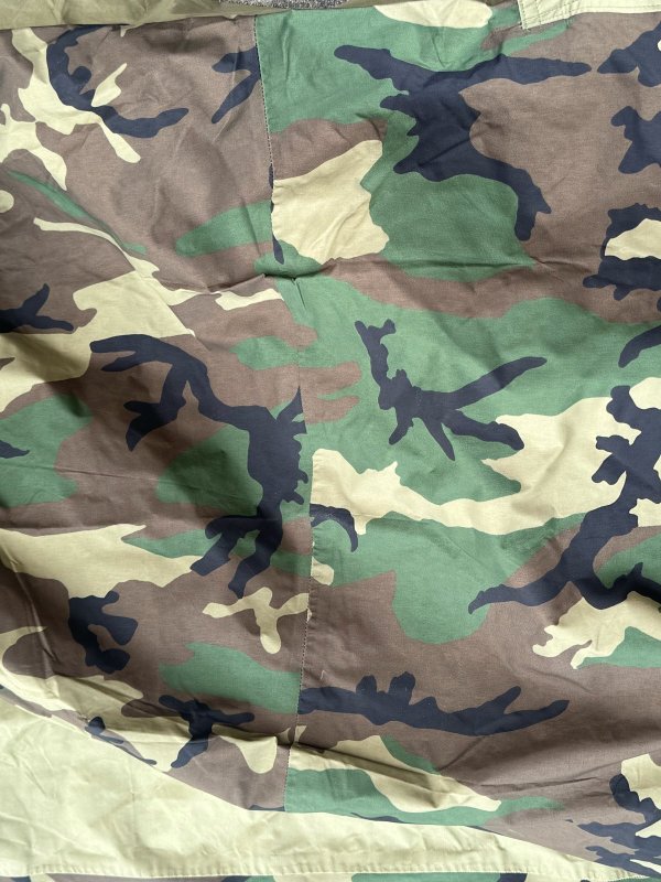 画像3: 米軍実物 スリーピングバッグ ゴアテックスカバー (3)