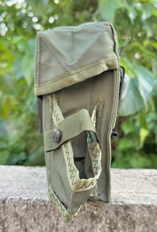 画像4: 米軍実物 M16 30連 マガジンポーチ (4)