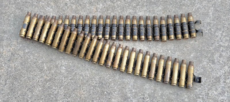 画像1: 米軍実物　薬莢　ダミーカート 50連発 5.56mm　ベルトリンク (1)