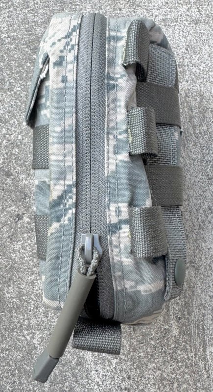 画像2: 米軍放出品 メディカル トラウマキット/ポーチ ABU  (2)