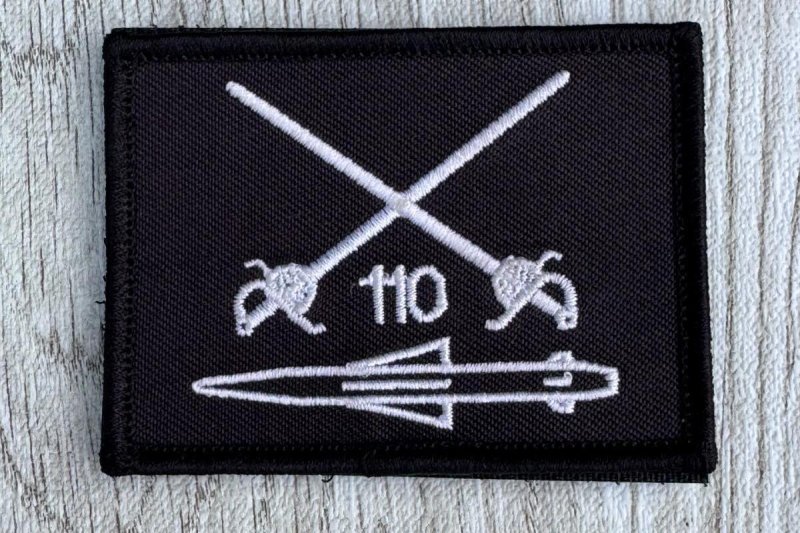 画像1: 米軍実物　16 ALR – 110 Battery Patch　 (1)