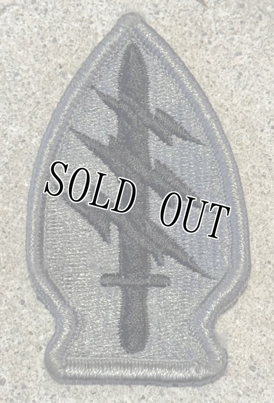 画像1: 米軍実物 US ARMY 特殊部隊 Special Forces ワッペン ACU(ベルクロ付き)  (1)