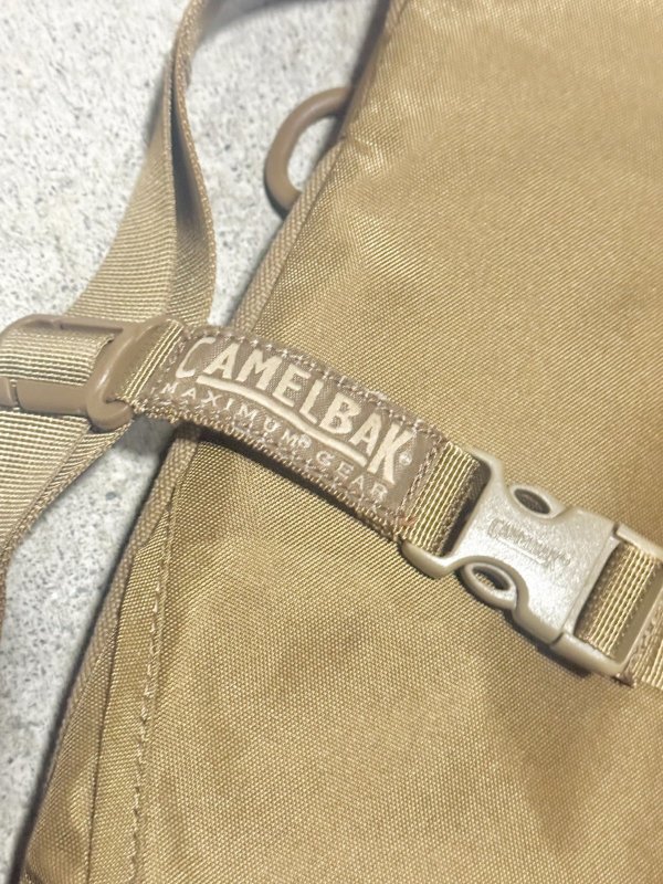 画像4: 米軍放出品 CAMELBAK キャメルバック   MAXIMUM GEAR THERMOBAK 3L ハイドレーションバッグ サーモバック  (4)