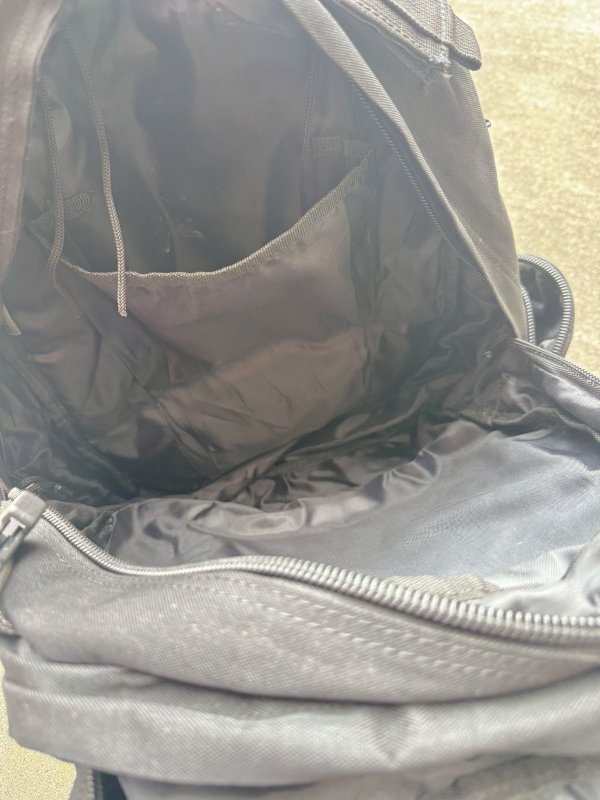 画像7: 米軍放出品 FOX TACTICL ADVANCED HYDRO ASSAULT PACK バックパック  ブラック (7)