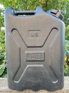 ウオータータンク／ジョグ／ジェリ缶 - 米軍放出品販売 US SURPLUS