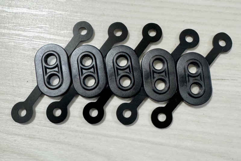 画像2: 米軍実物 AN/PEQ　Pattern Generators レンズキャップ (2)